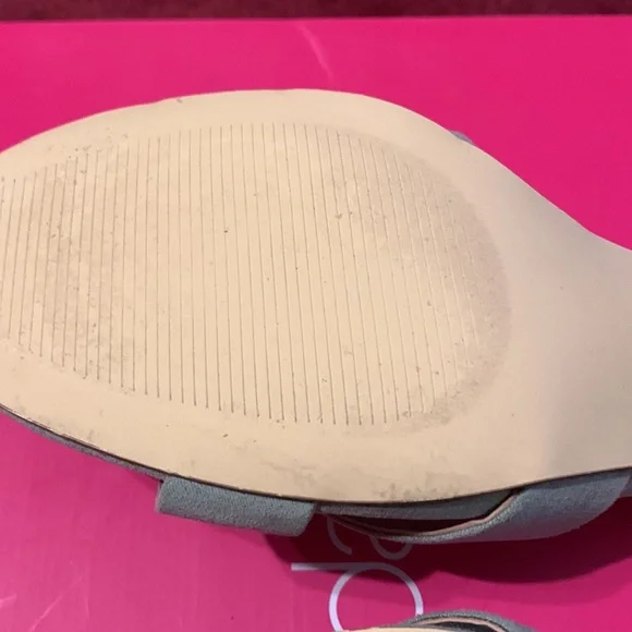 Pretty Shoedazzle Dress Sandals Teddy - Picture 5 of 16